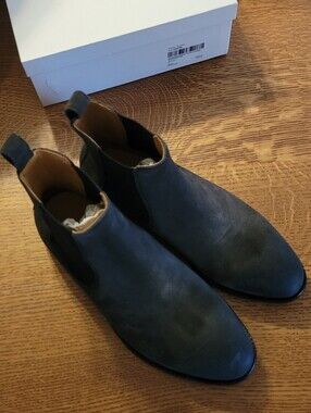 Quince Mens Essential Leather Dress Chelsea Boot - charcoal suede